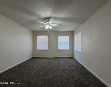 8550 Argyle Business Loop - Photo Thumbnail 9