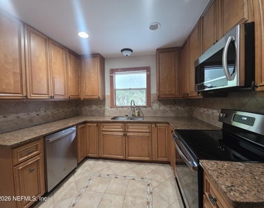 627 Grove Park Boulevard - Photo Thumbnail 3