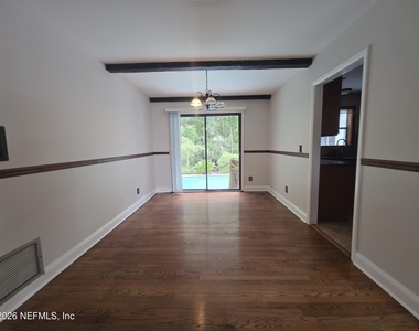 627 Grove Park Boulevard - Photo Thumbnail 2