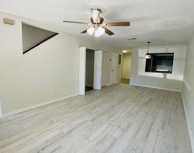 13 Ponte Vedra Court - Photo Thumbnail 3