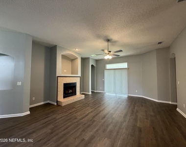 3041 Southhall Court - Photo Thumbnail 4