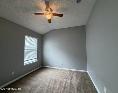 3041 Southhall Court - Photo Thumbnail 10