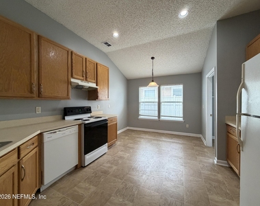 3041 Southhall Court - Photo Thumbnail 6