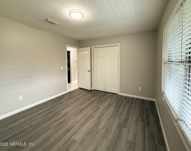 232 Aquarius Concourse - Photo Thumbnail 29