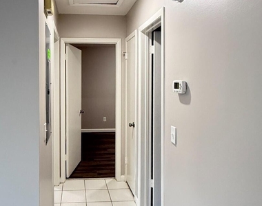 232 Aquarius Concourse - Photo Thumbnail 19
