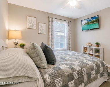 232 Judith Way - Photo Thumbnail 7