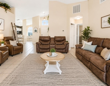 232 Judith Way - Photo Thumbnail 11