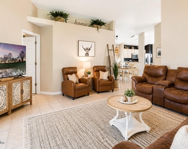232 Judith Way - Photo Thumbnail 12