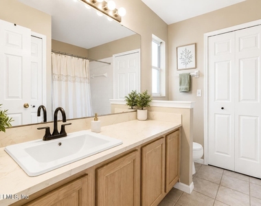 232 Judith Way - Photo Thumbnail 4