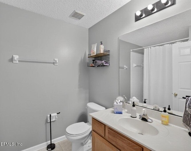 77 Jardin De Mer Place - Photo Thumbnail 22