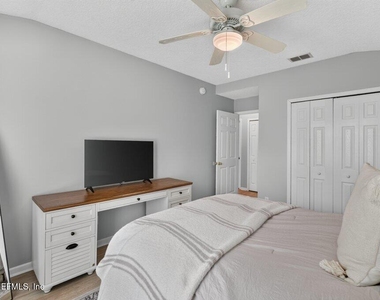 77 Jardin De Mer Place - Photo Thumbnail 21
