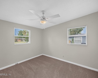 87 Saratoga Circle S - Photo Thumbnail 9