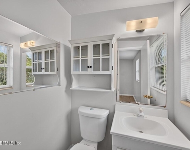 87 Saratoga Circle S - Photo Thumbnail 13
