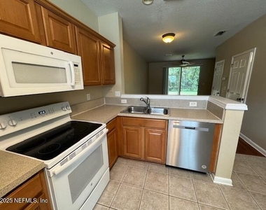 3469 Lone Tree Lane - Photo Thumbnail 6