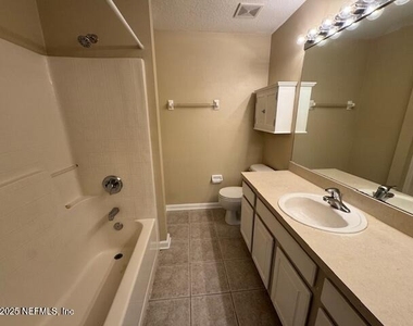 3469 Lone Tree Lane - Photo Thumbnail 11