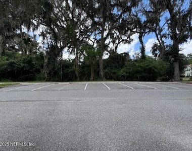 3469 Lone Tree Lane - Photo Thumbnail 18