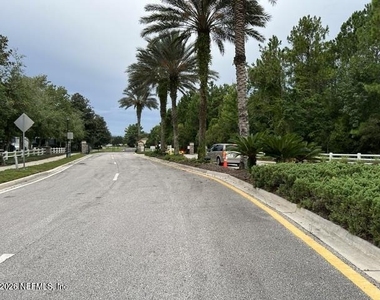 824 Black Cherry Drive S - Photo Thumbnail 29