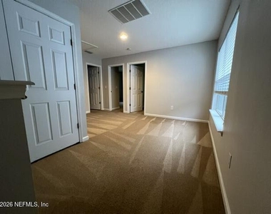 824 Black Cherry Drive S - Photo Thumbnail 16