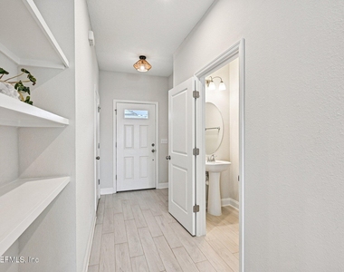 13019 Holsinger Boulevard - Photo Thumbnail 4