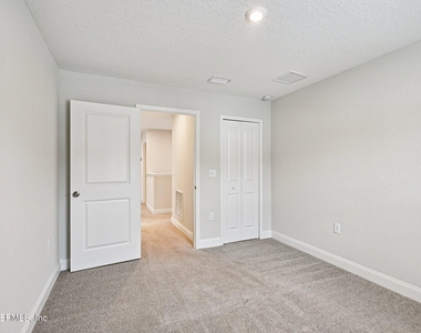 13019 Holsinger Boulevard - Photo Thumbnail 38