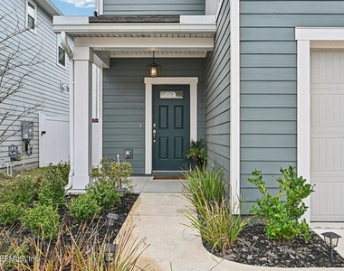 13019 Holsinger Boulevard - Photo Thumbnail 3