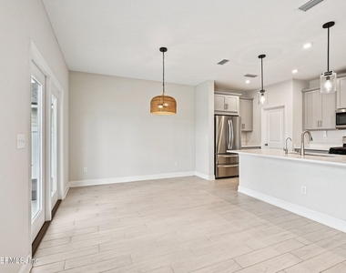 13019 Holsinger Boulevard - Photo Thumbnail 13