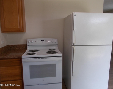 5730 Cruz Road - Photo Thumbnail 5