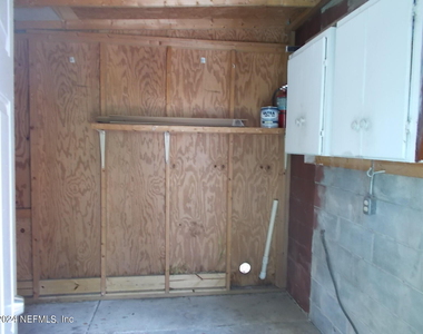 5730 Cruz Road - Photo Thumbnail 15