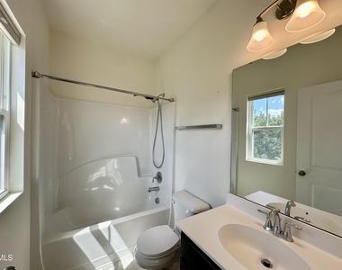 304 Skymont Drive - Photo Thumbnail 21