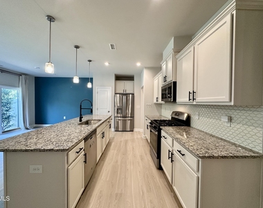 124 Orvis Drive - Photo Thumbnail 5