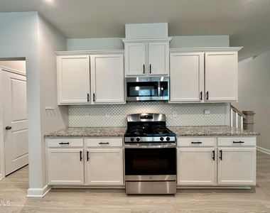 124 Orvis Drive - Photo Thumbnail 6