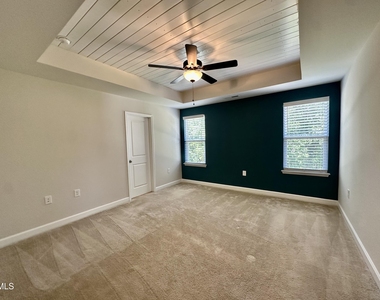 124 Orvis Drive - Photo Thumbnail 14