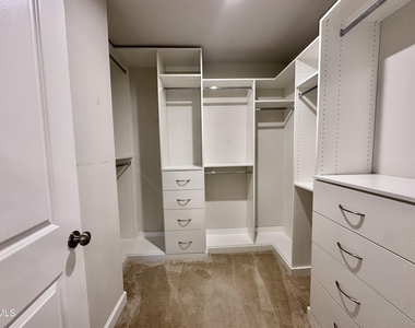 124 Orvis Drive - Photo Thumbnail 15