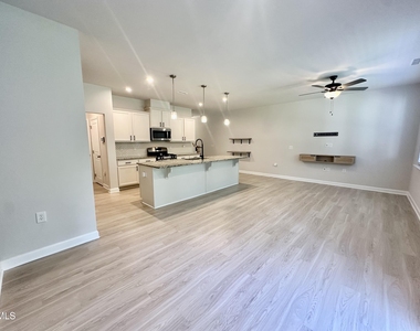 124 Orvis Drive - Photo Thumbnail 9