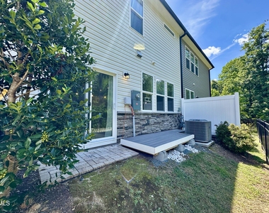 124 Orvis Drive - Photo Thumbnail 25