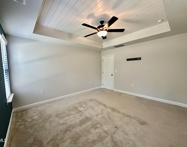 124 Orvis Drive - Photo Thumbnail 13