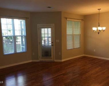 727 Treviso Lane - Photo Thumbnail 3