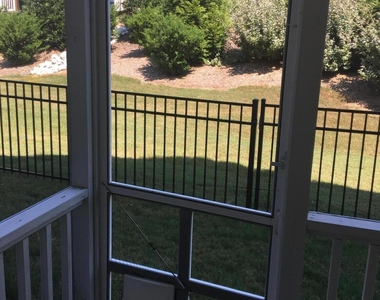 727 Treviso Lane - Photo Thumbnail 18