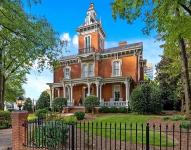 222 Glenwood Avenue - Photo Thumbnail 52