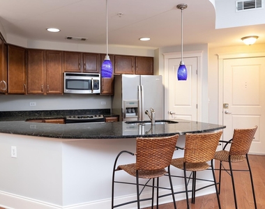 222 Glenwood Avenue - Photo Thumbnail 10