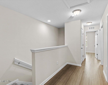8206 Halls Hammock Ct Court - Photo Thumbnail 14