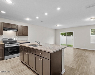 8206 Halls Hammock Ct Court - Photo Thumbnail 6
