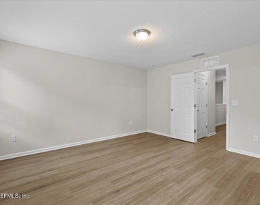 8206 Halls Hammock Ct Court - Photo Thumbnail 25