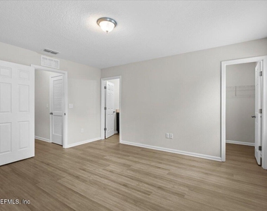 8206 Halls Hammock Ct Court - Photo Thumbnail 26