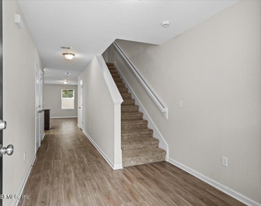 8206 Halls Hammock Ct Court - Photo Thumbnail 3