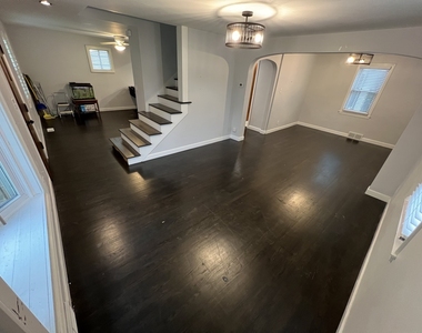 17 N Iowa Avenue - Photo Thumbnail 4