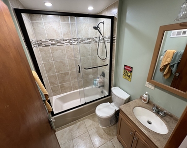 17 N Iowa Avenue - Photo Thumbnail 9