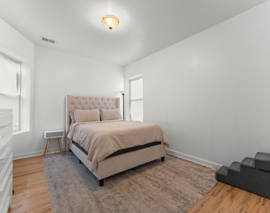 6722 S Ridgeland Avenue - Photo Thumbnail 5