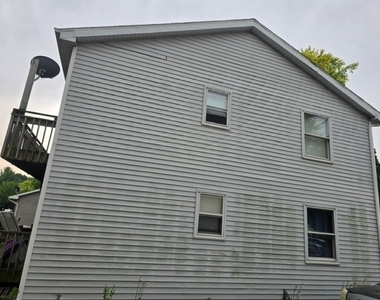 489 Eisenhower Street - Photo Thumbnail 1