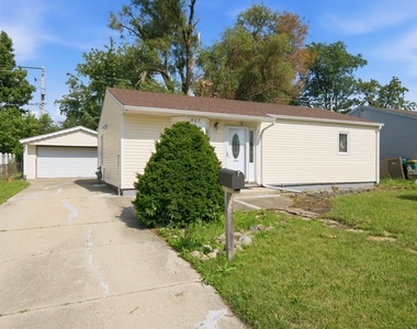407 Laurel Avenue - Photo Thumbnail 1